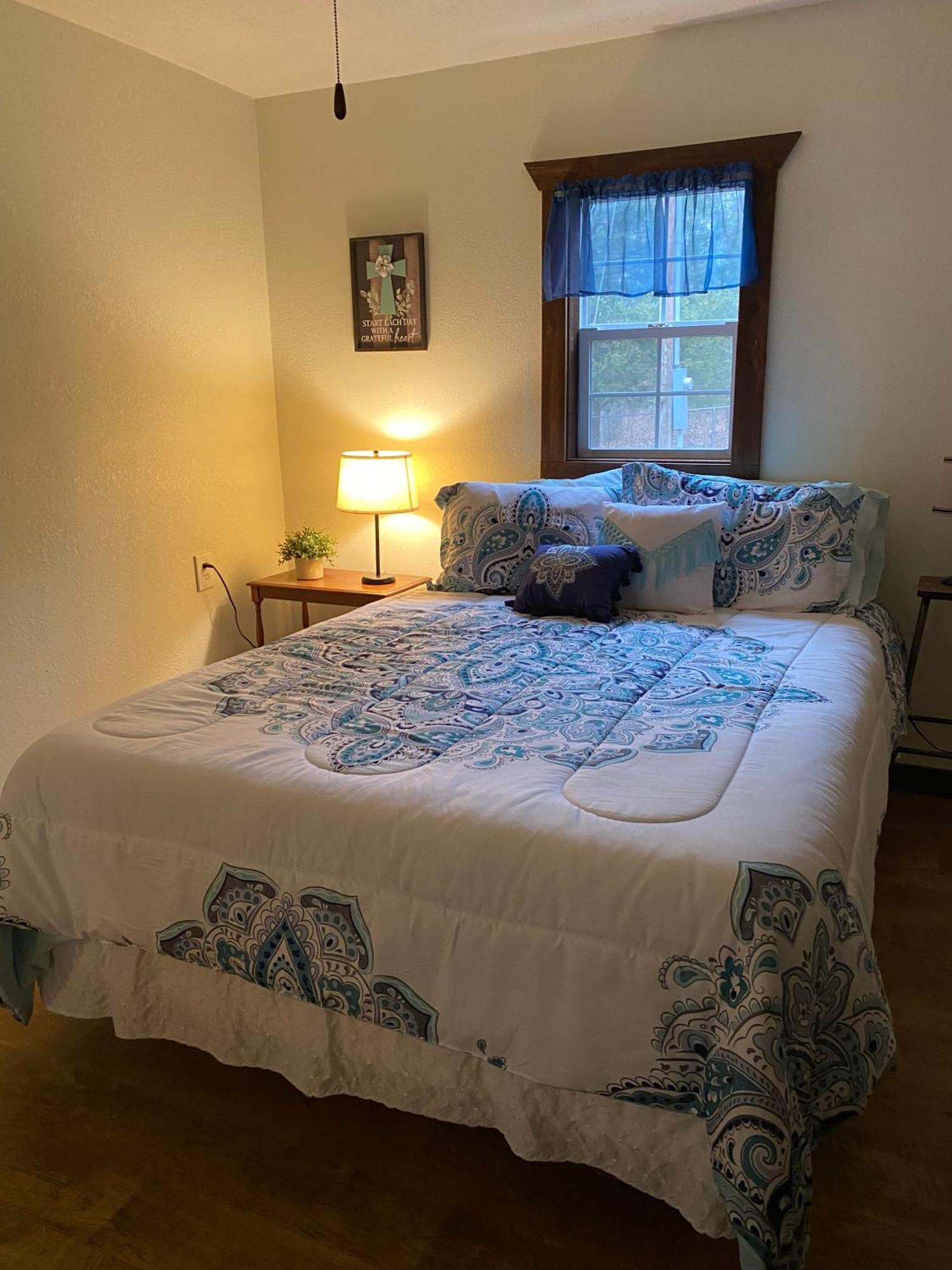 Dragonfly Meadows Guesthouse Stoutland Dış mekan fotoğraf